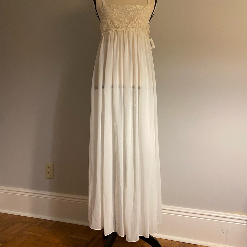 NWT In Bloom lingerie